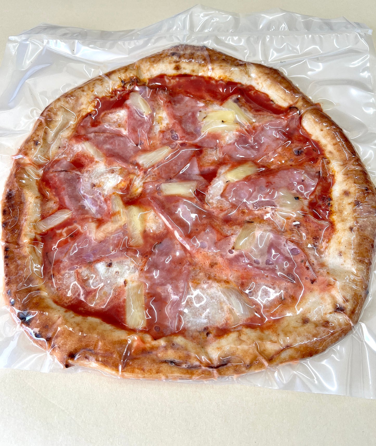 Organic pre-baked Hawaiian Pizza