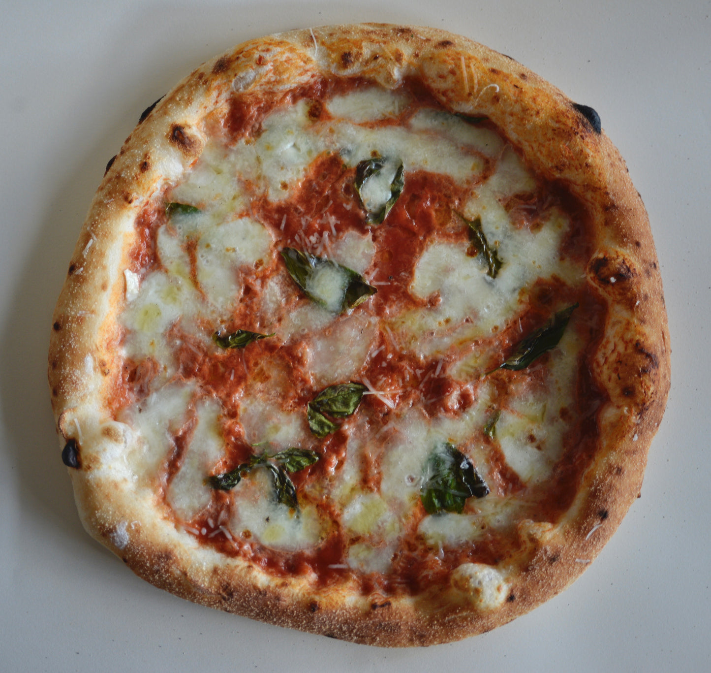 Organic pre-baked Margherita Pizza